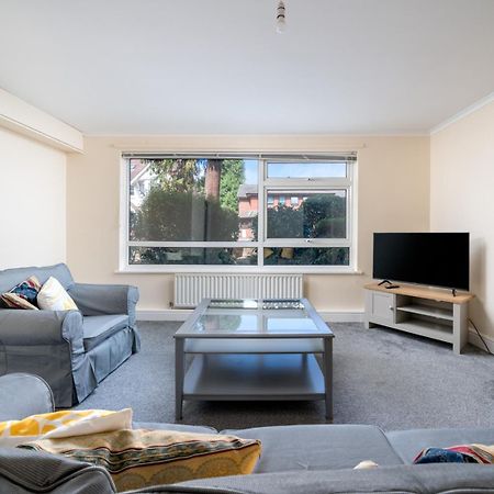 Redhill Surrey 2 Bedroom Pet Friendly Apartment By Sublime Stays 외부 사진