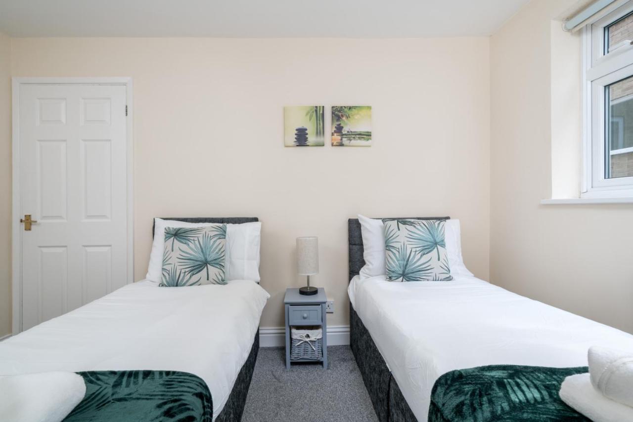 Redhill Surrey 2 Bedroom Pet Friendly Apartment By Sublime Stays 외부 사진